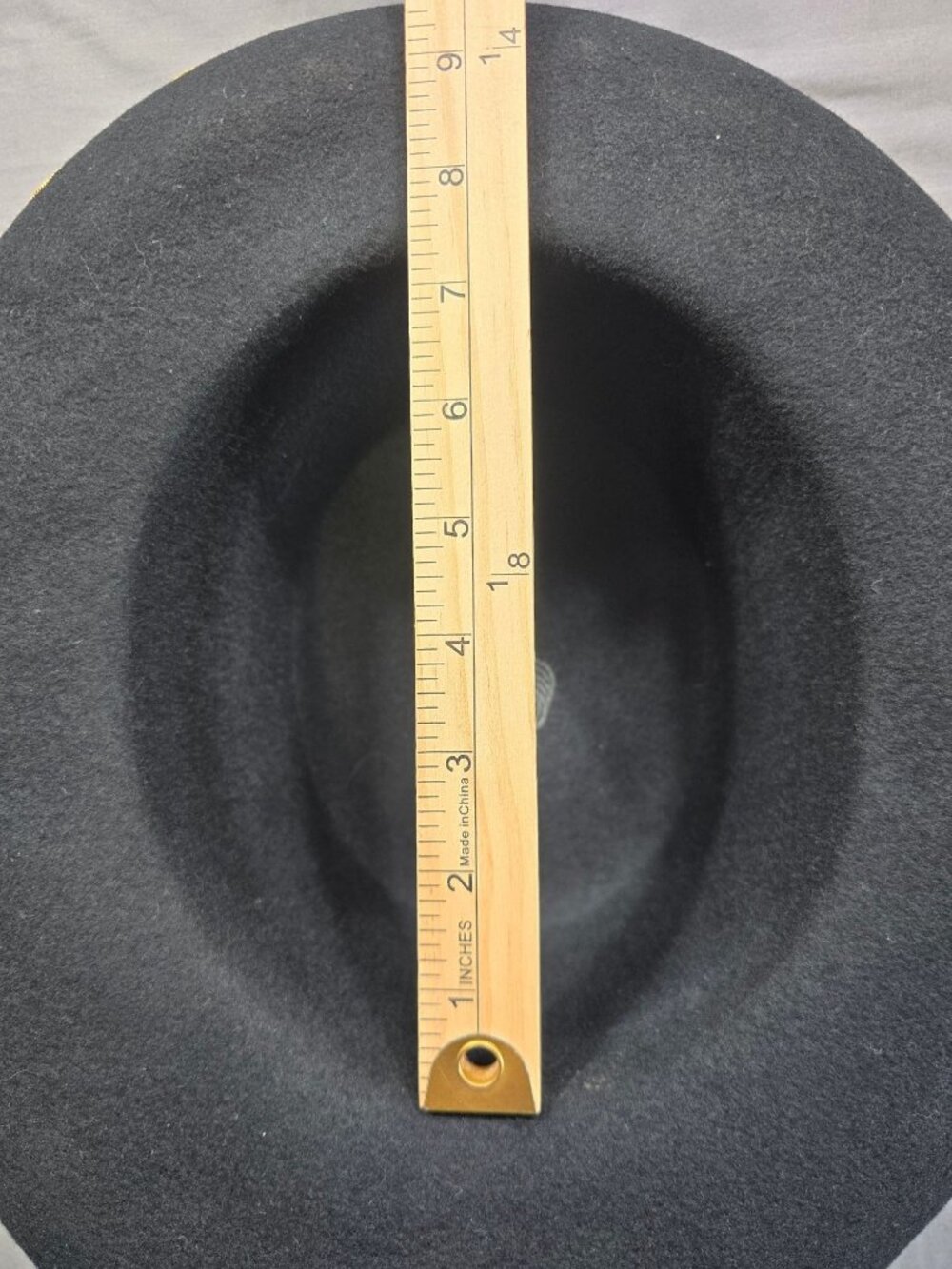 100% Wool Felt Womens Hat Black Gold Embellished Band Round Brim USA Made - Picture 6 of 6